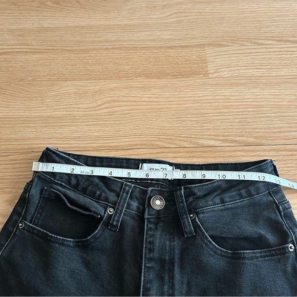 Rue21 Black Distressed Straight Leg Jeans Women’s 10 - Picture 5 of 8